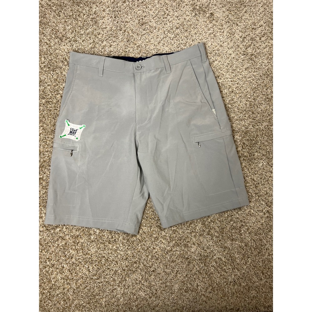 Izod Golf Mens Swingflex Cargo Shorts Gray Straight Fit 4-Way Stretch Size 32